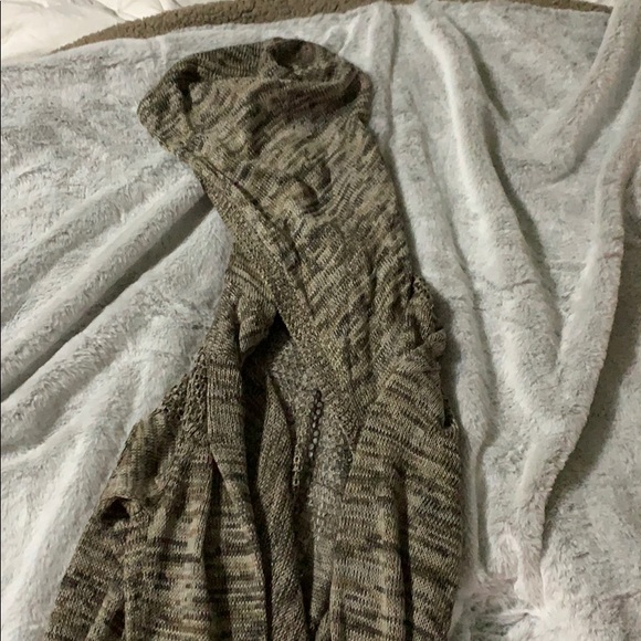 Live and Let Live long Cardi - Picture 1 of 3